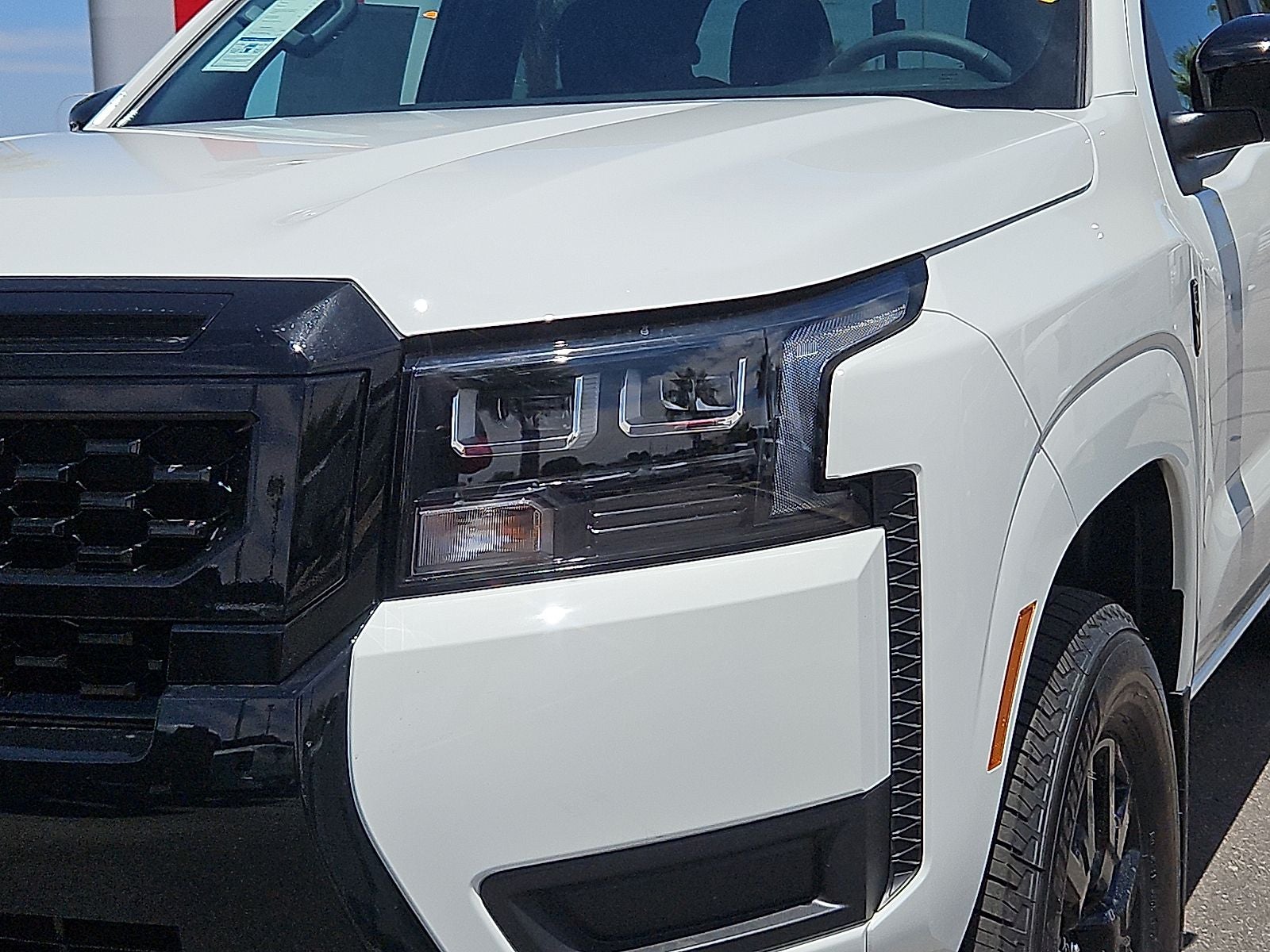2026 Nissan Frontier Crew Cab SV