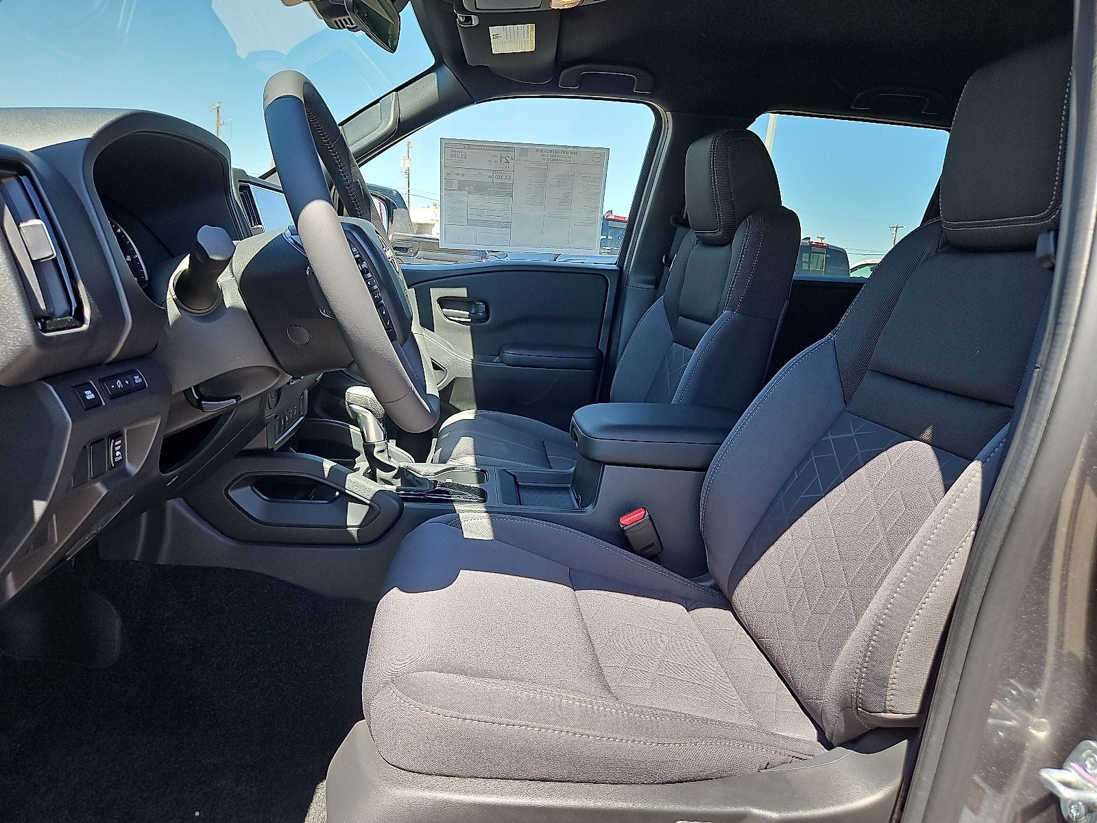 2026 Nissan Frontier Crew Cab SV