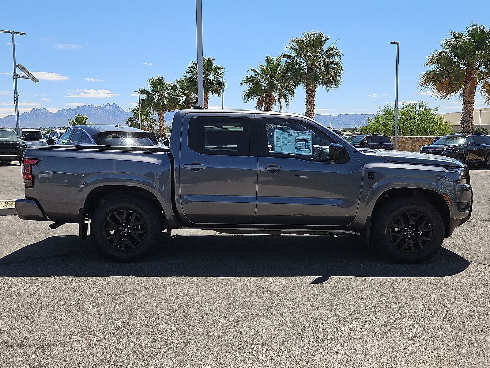 2026 Nissan Frontier Crew Cab SV