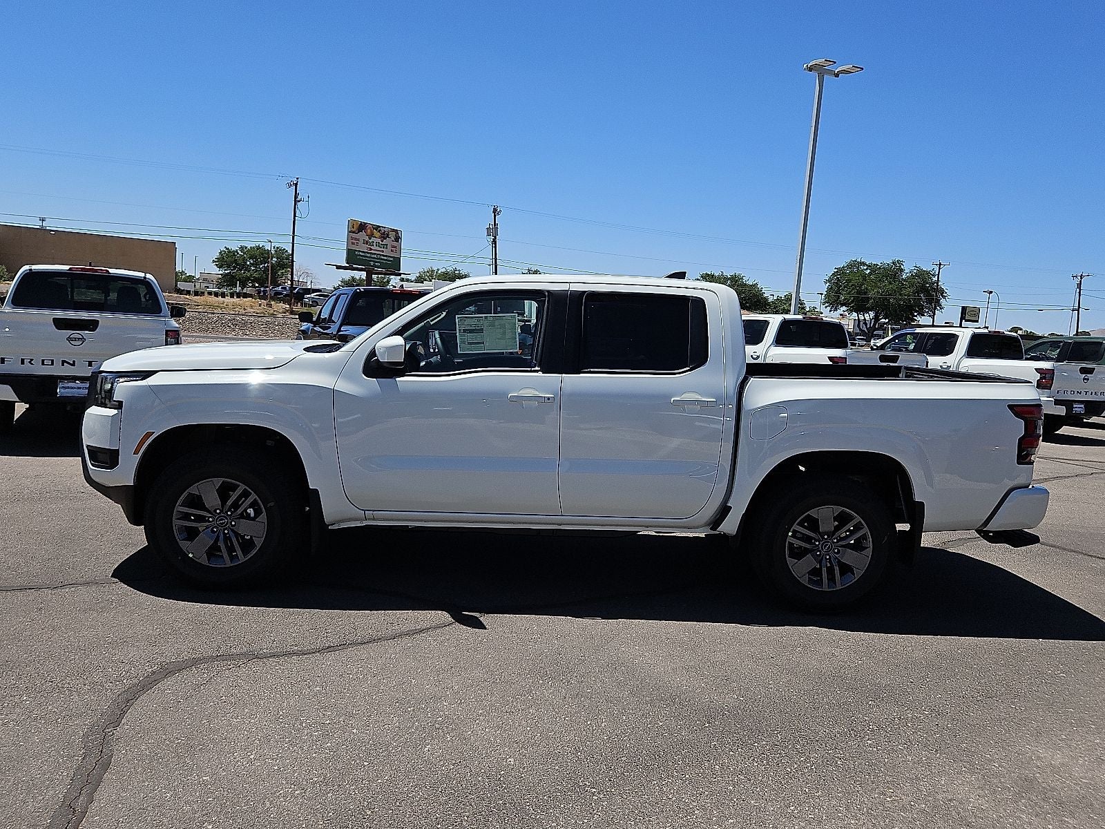 2026 Nissan Frontier Crew Cab SV