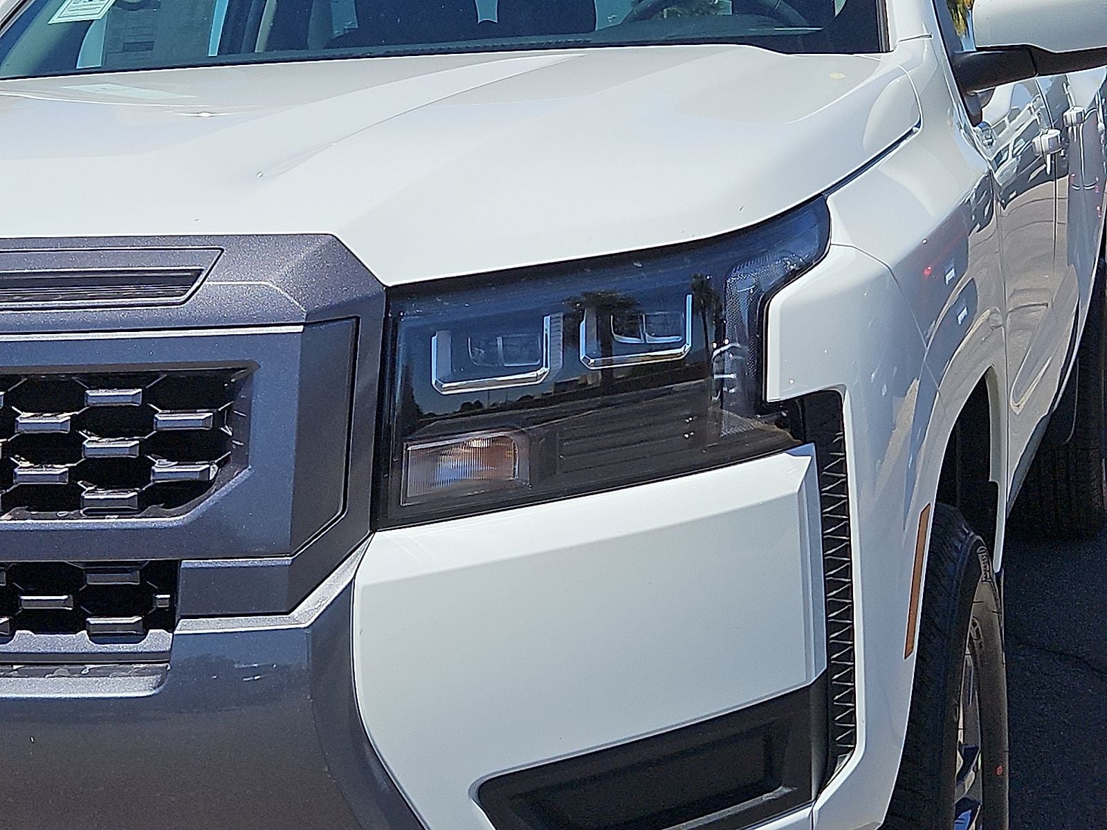2026 Nissan Frontier Crew Cab SV