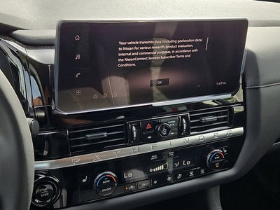 2026 Nissan Pathfinder SV