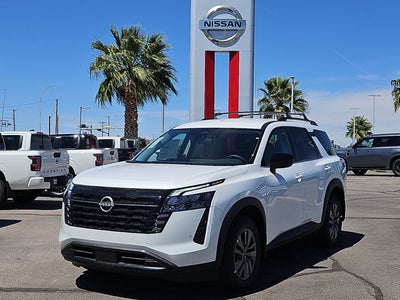 2026 Nissan Pathfinder SV