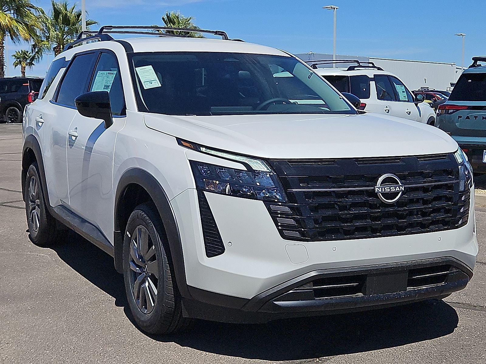2026 Nissan Pathfinder SV