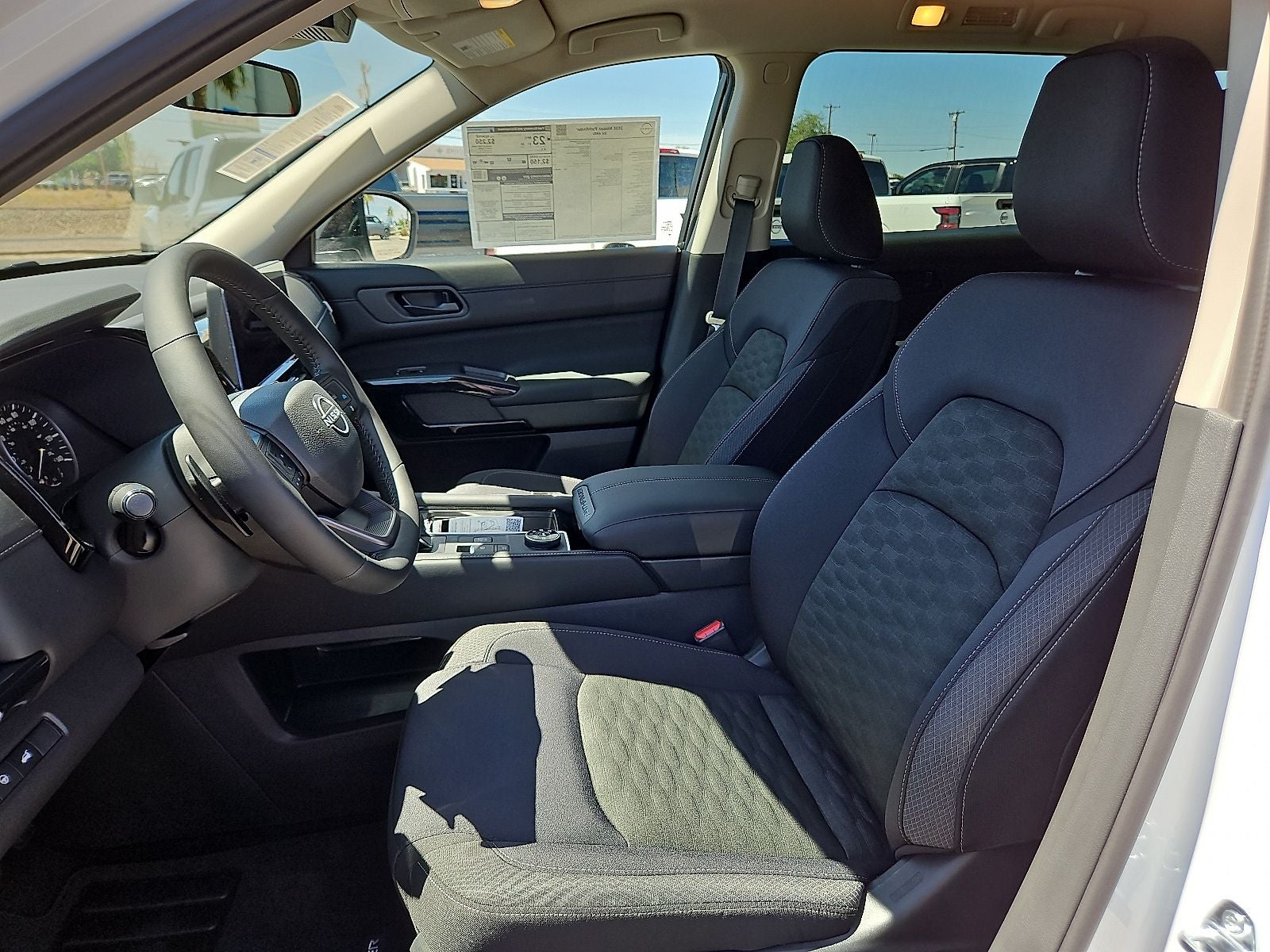 2026 Nissan Pathfinder SV
