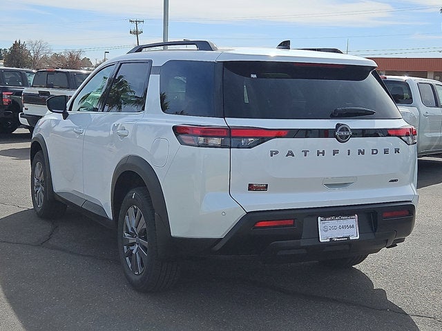 2026 Nissan Pathfinder SV
