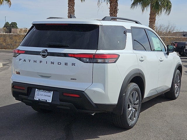 2026 Nissan Pathfinder SV