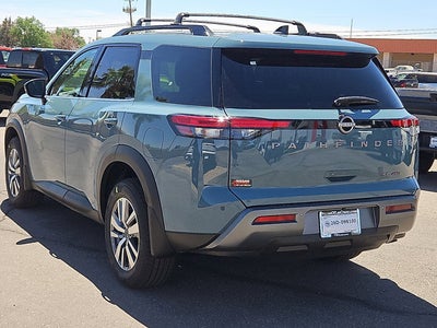 2026 Nissan Pathfinder SL