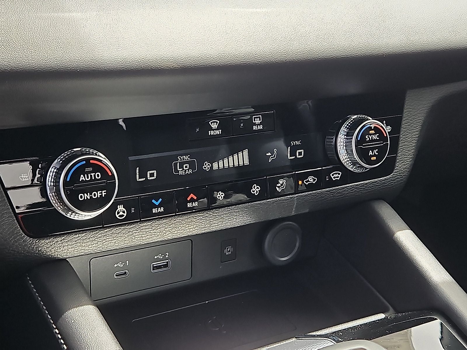 2026 Nissan Rogue Plug-In Hybrid Platinum