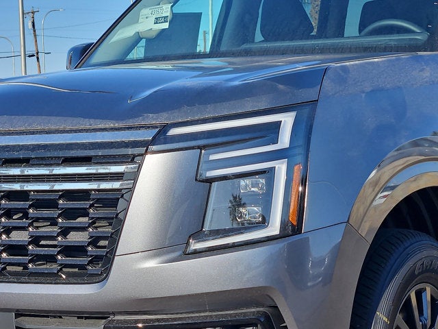 2026 Nissan Armada SV