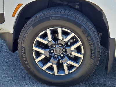 2025 Nissan Frontier SL