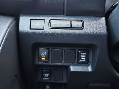 2025 Nissan Frontier SL