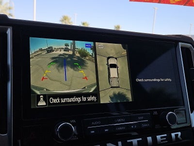 2025 Nissan Frontier SL