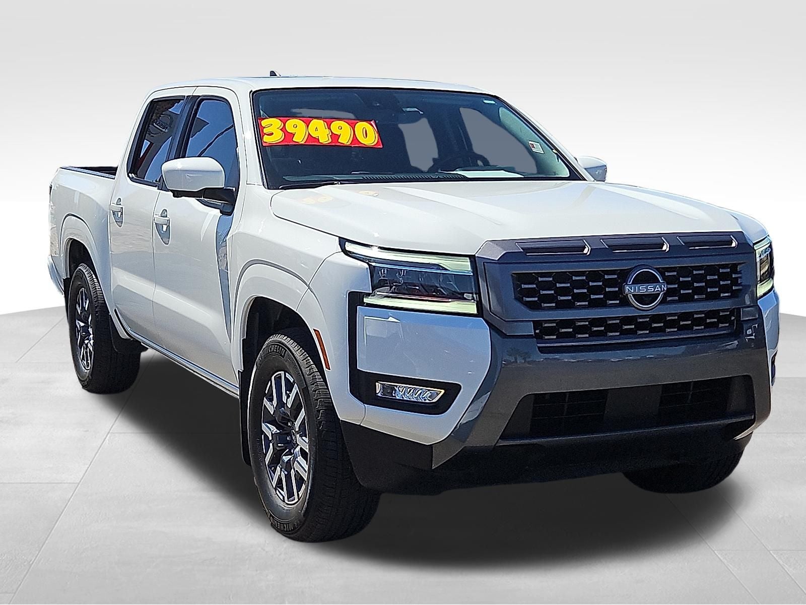 2025 Nissan Frontier SL