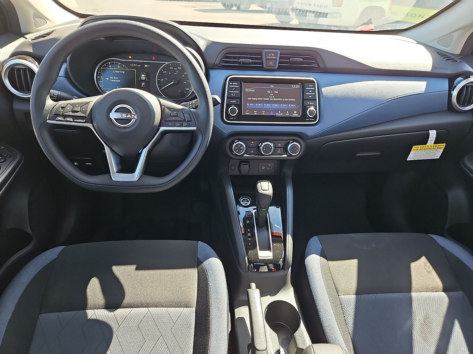 2025 Nissan Versa 1.6 SV