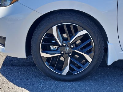 2025 Nissan Versa 1.6 SR