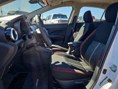 2025 Nissan Versa 1.6 SR