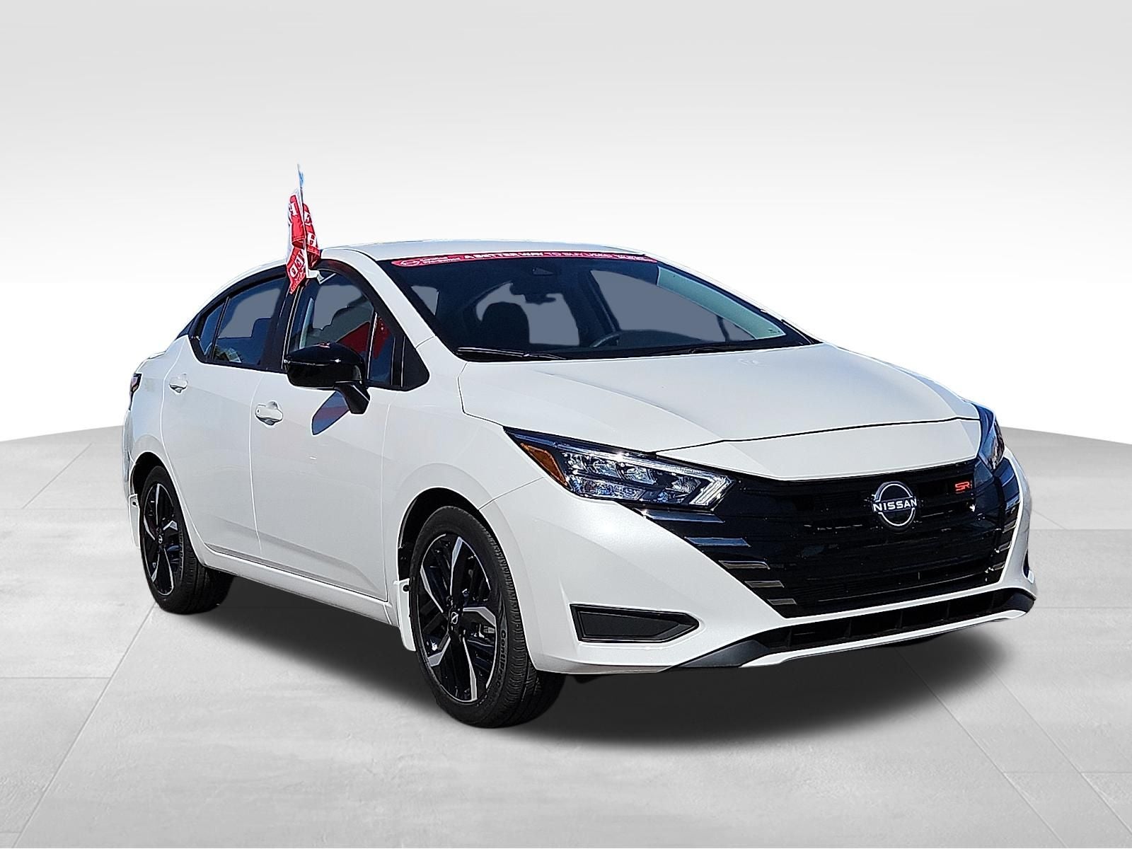 2025 Nissan Versa 1.6 SR