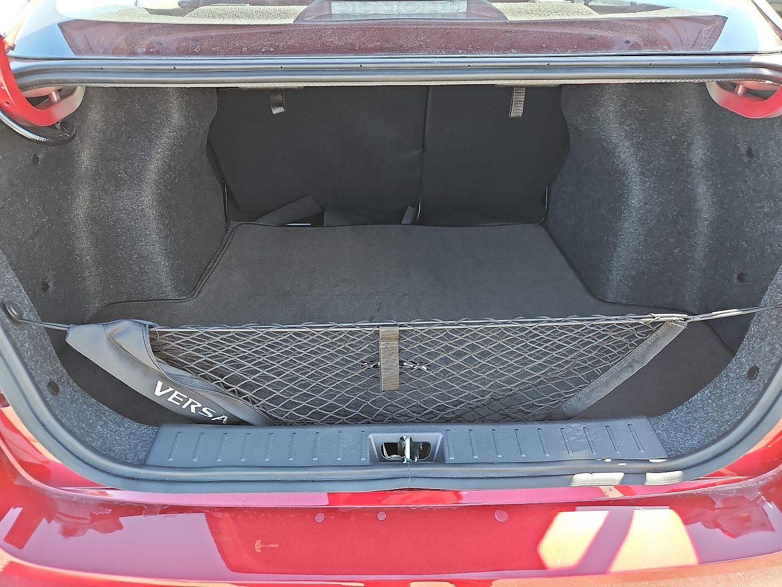 2025 Nissan Versa 1.6 SR