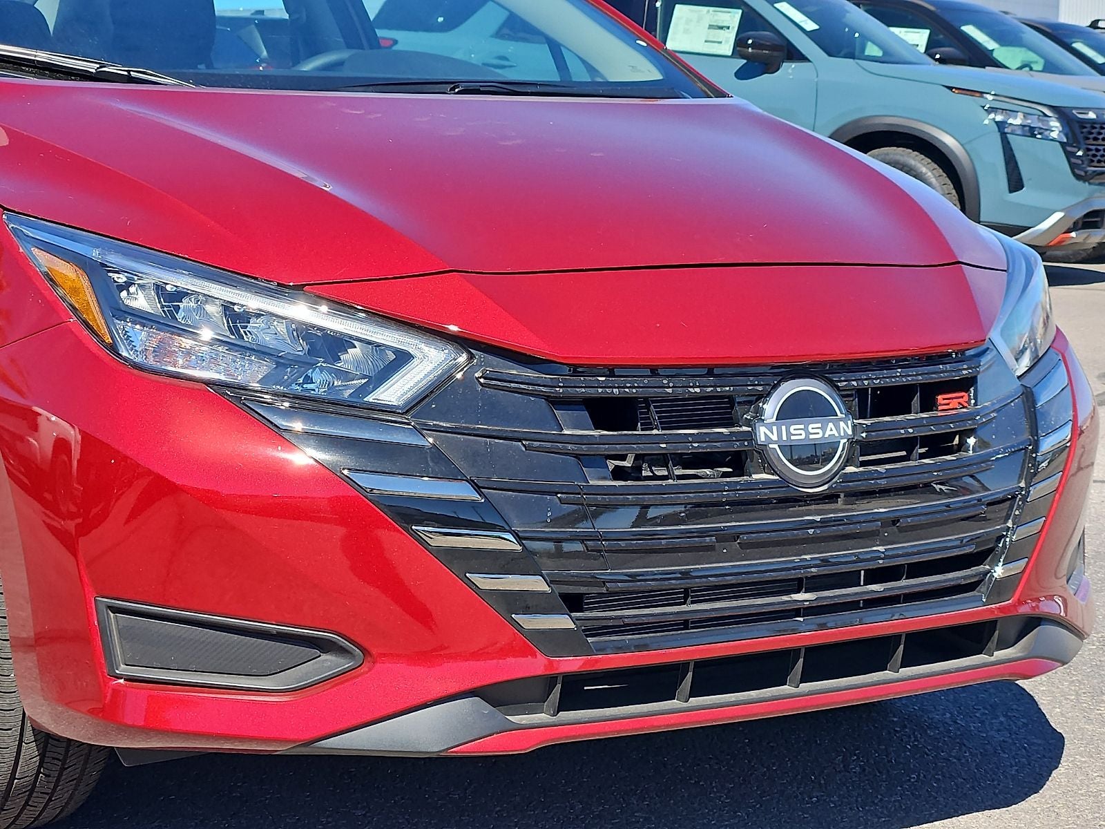 2025 Nissan Versa 1.6 SR