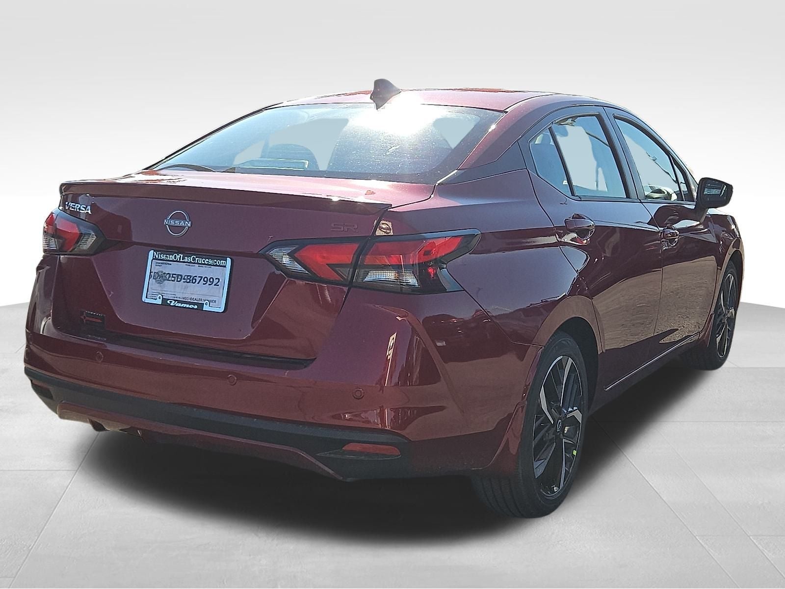 2025 Nissan Versa 1.6 SR