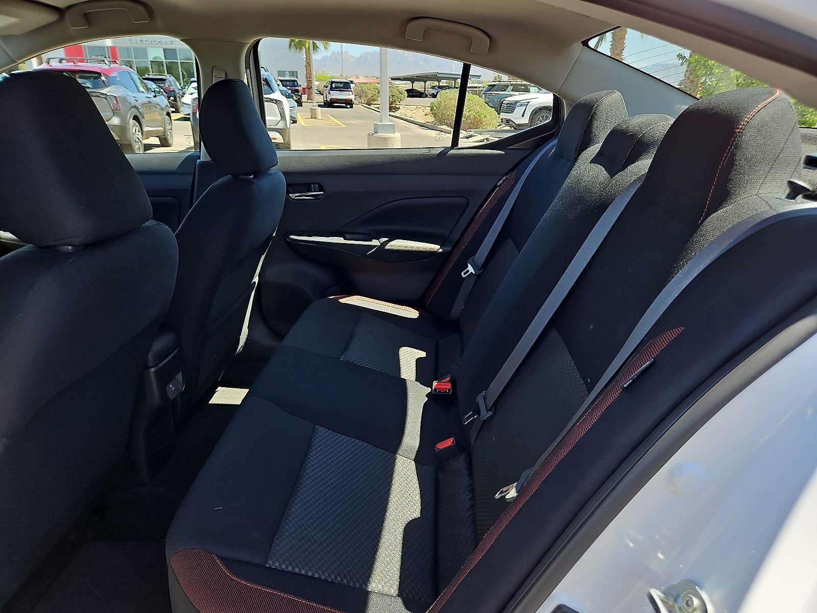 2025 Nissan Versa 1.6 SR