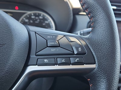 2025 Nissan Versa 1.6 SR