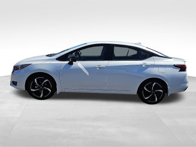 2025 Nissan Versa 1.6 SR