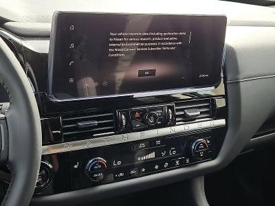 2026 Nissan Pathfinder SV