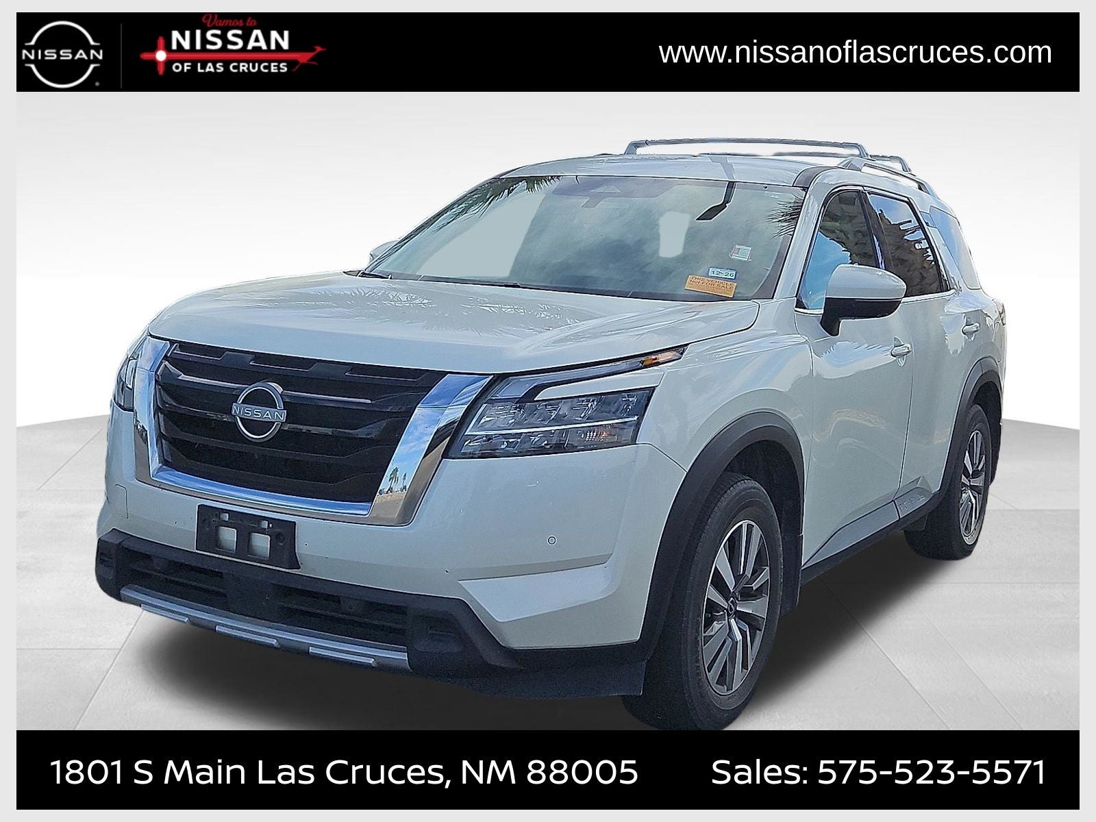 2023 Nissan Pathfinder SL