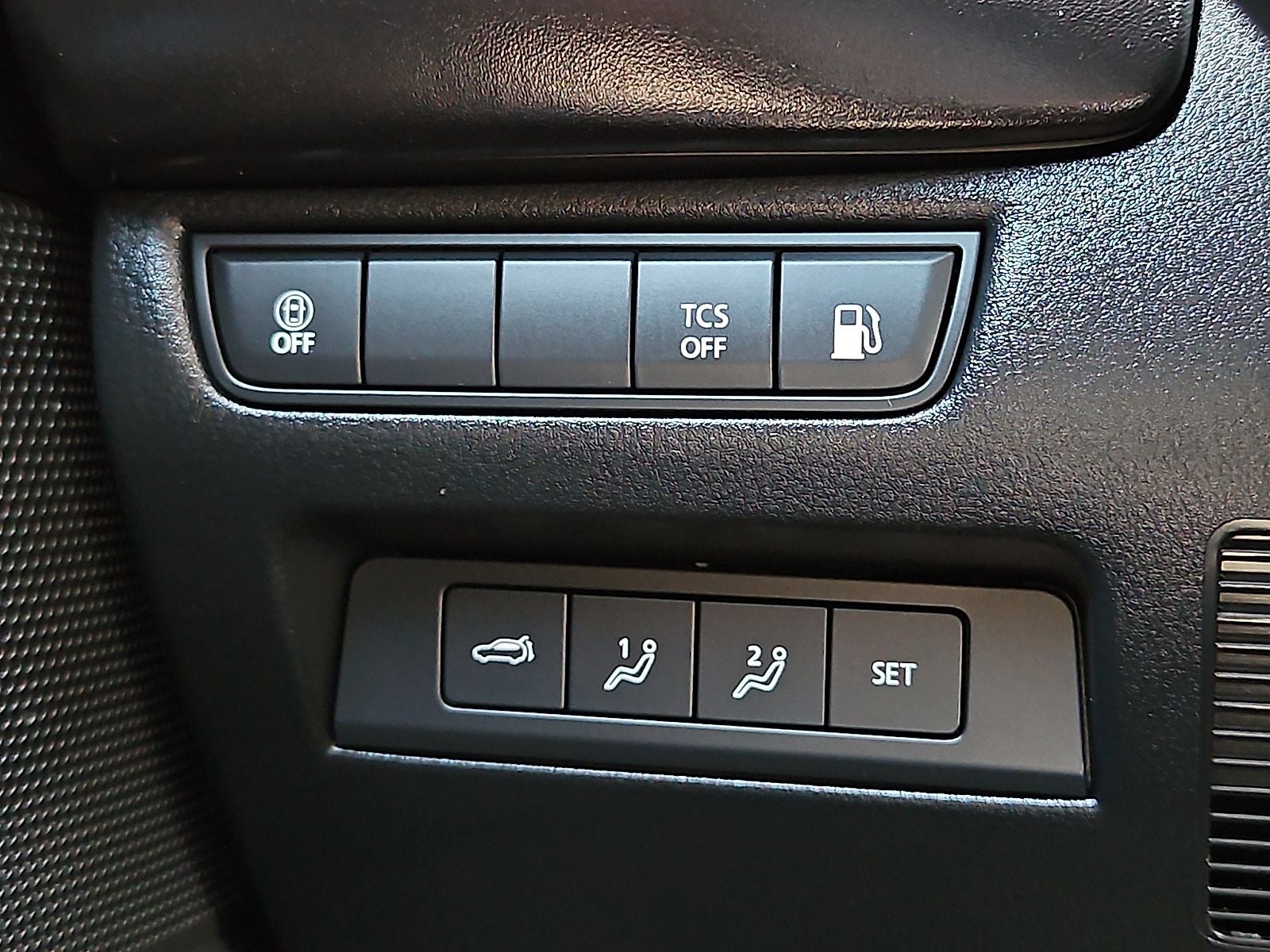 2025 Mazda Mazda CX-50 Hybrid Premium