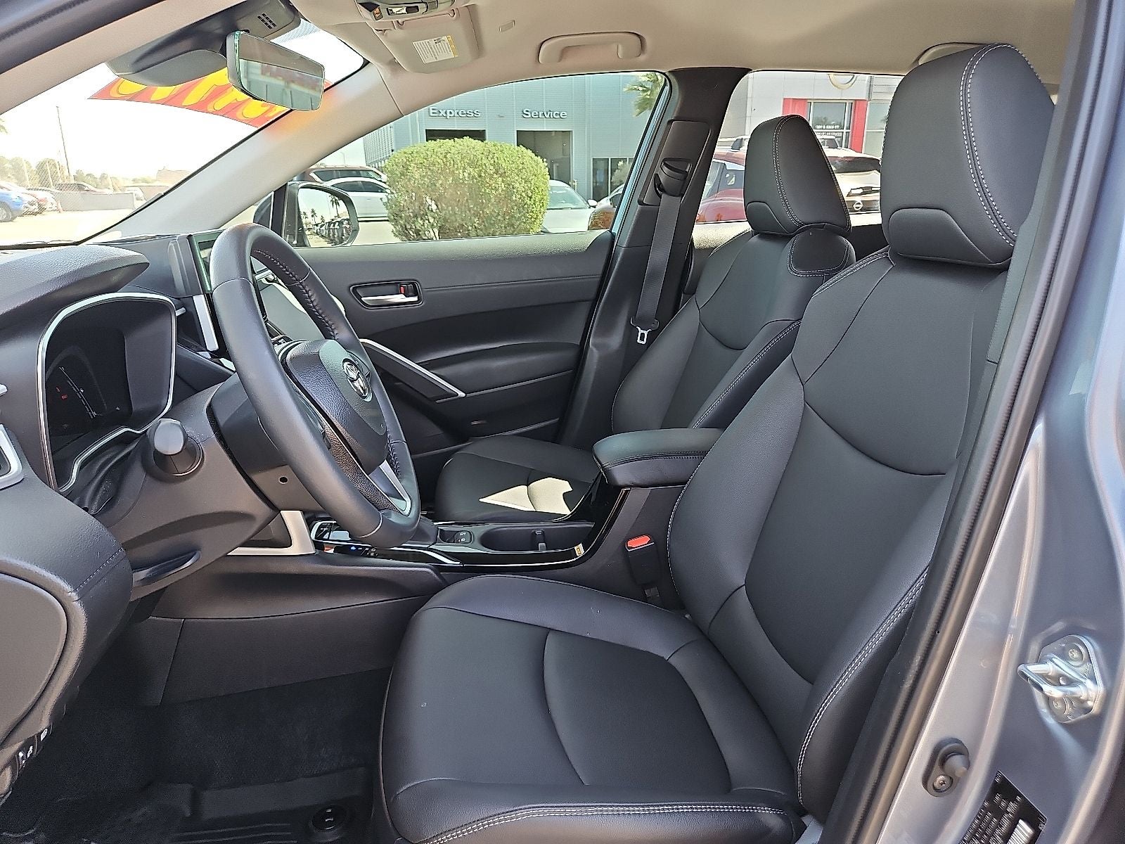 2025 Toyota Corolla Cross XLE