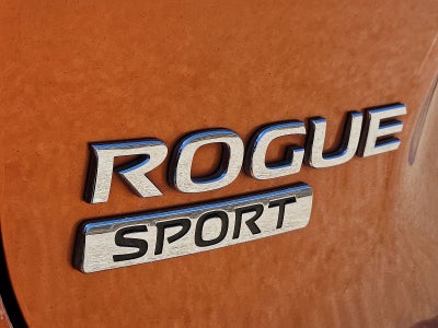 2022 Nissan Rogue Sport SV