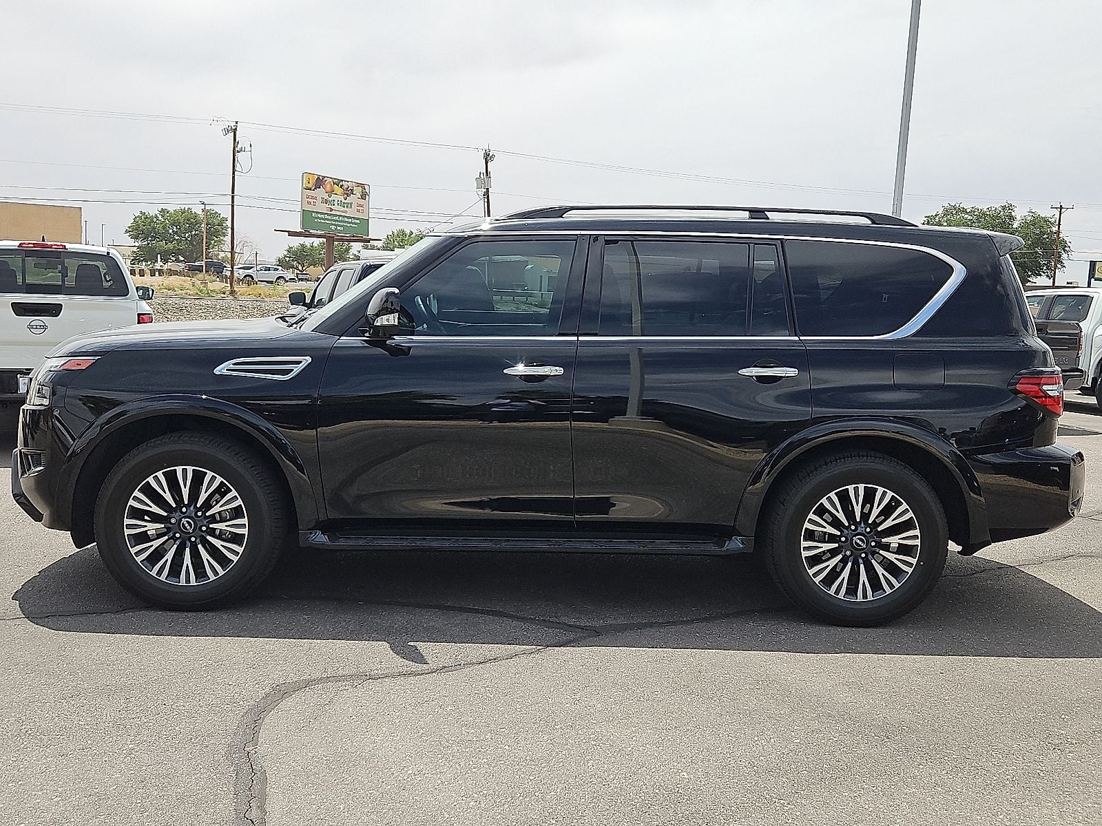 2023 Nissan Armada SL
