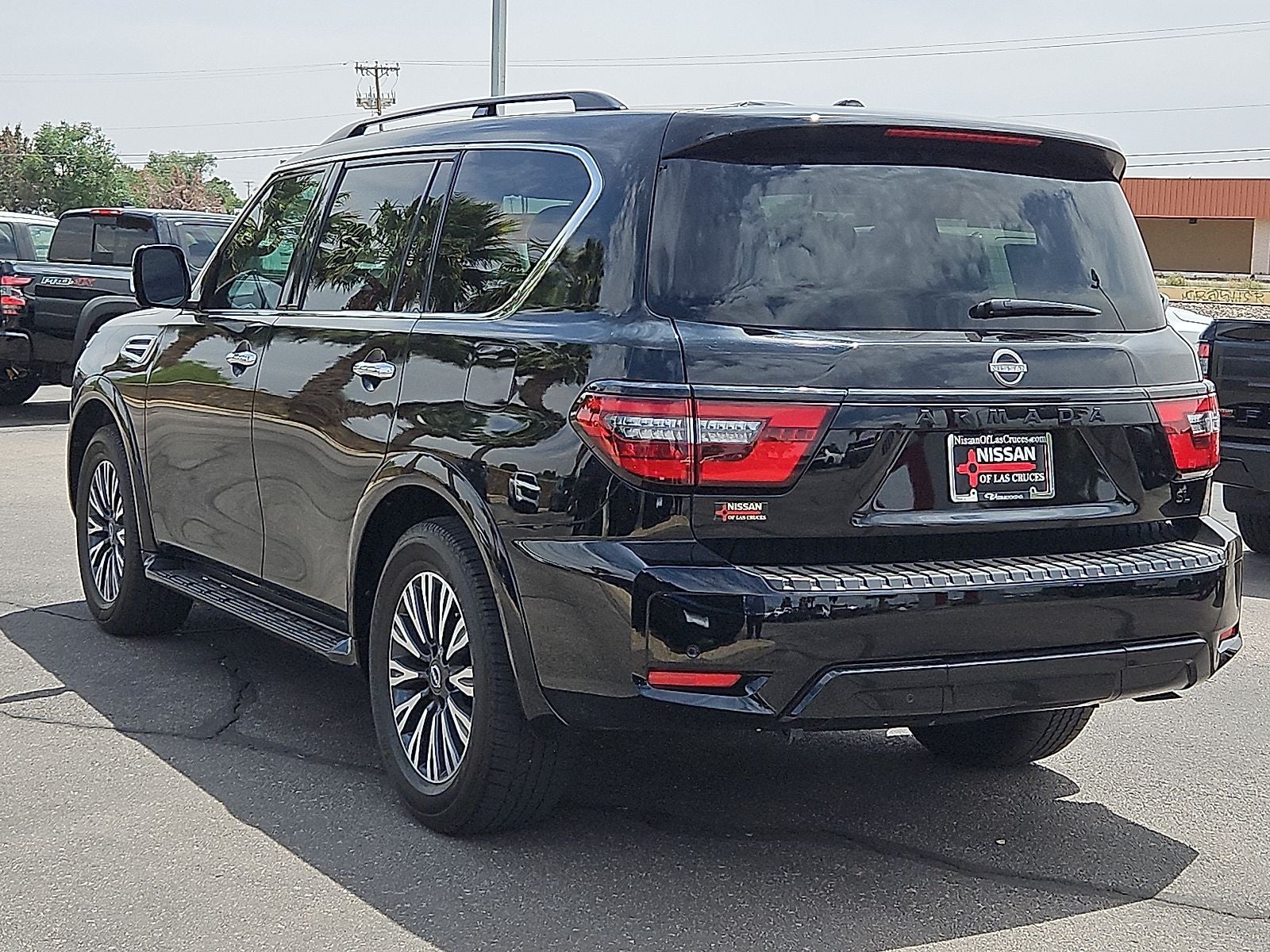 2023 Nissan Armada SL