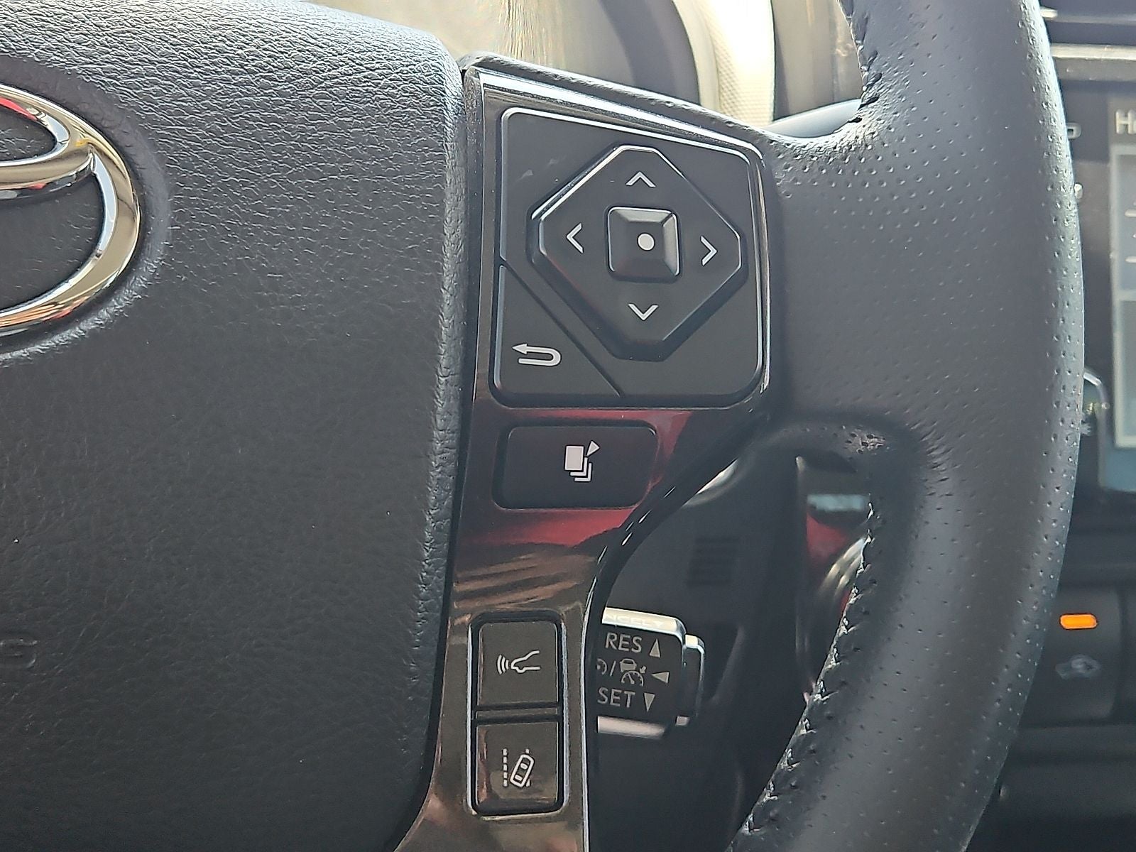 2022 Toyota 4Runner TRD Off-Road Premium